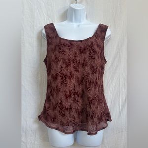 Pretty burgundy sleeveless top size L